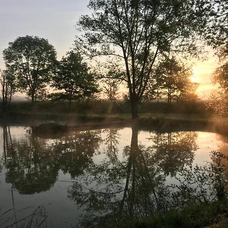 Domaine Des Galinaces Roulotte La Roussette 2-4P Villa Marigny-les-Reullee Exteriör bild